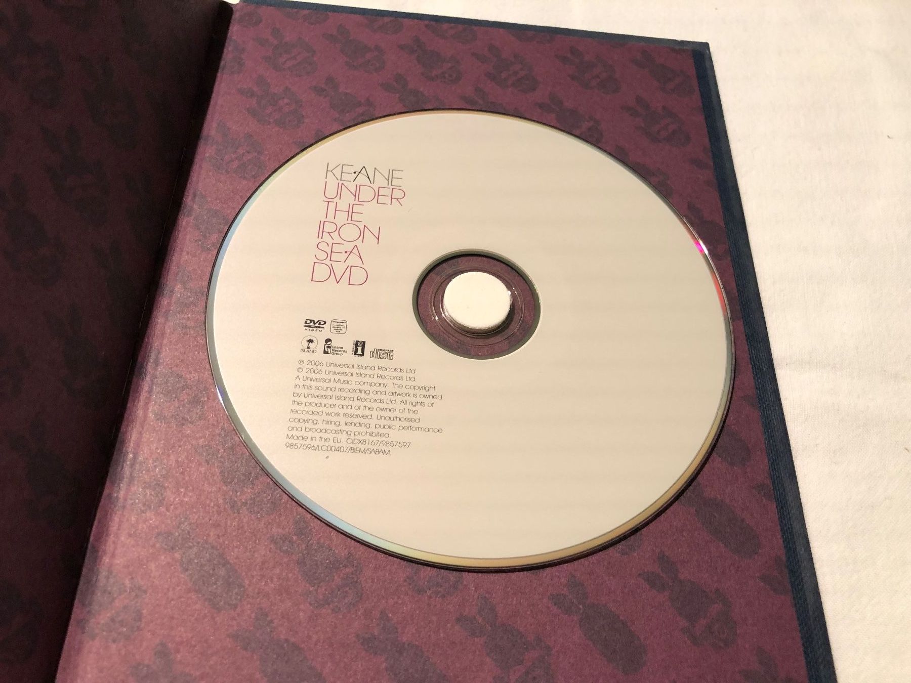CD: Keane - Under The Iron Sea - Limitierte Edition CD & DVD – Usato da Zürich venduto da good-rabbit 3