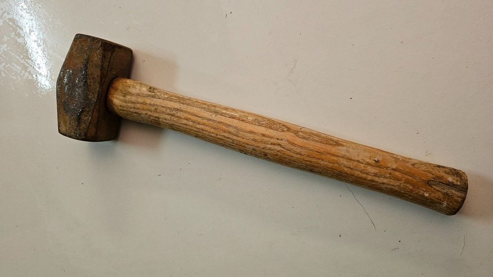 Martillo De Goma BGS De 2000 G (2 Kg) - Mazo Con Puño Cómodo, Ideal Para Trabajos Delicados