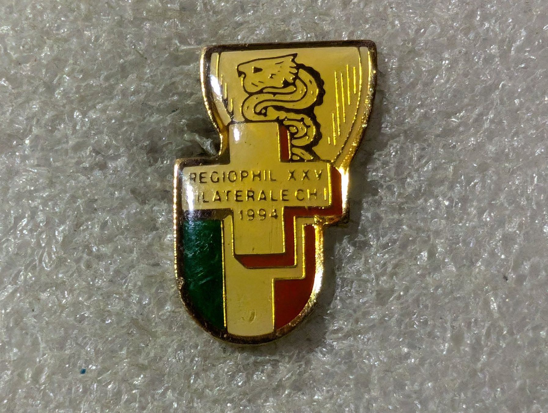Placchette & Badge: Ansteckpin 67: – Usato da Oppligen venduto da Pin-Fall-Shop