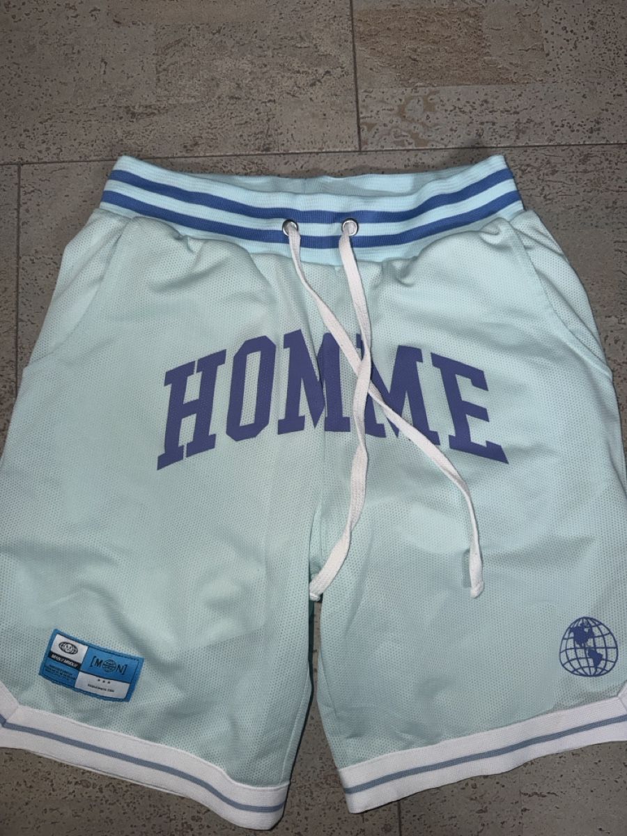 Hosen: Kurze Freizeithose von BoohooMAN Grösse S – Gebraucht aus Walenstadt von fabio.lymann