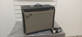 Fender Performer USA 1000 2-Channel 100-Watt 1x12" Hybrid