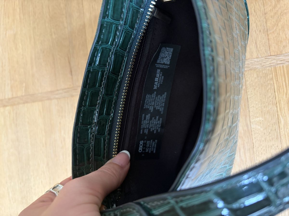 Asos Taschen für Damen: DUNKELGRÜNE SCHULTERTASCHE – Gebraucht aus Zürich von bib_ds9n 2