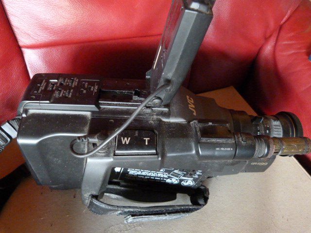 JVC Videocamere: JVC Kamera-Recorder GR-S99E – Usato da Nunningen venduto da Rugeli69 2