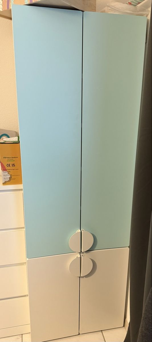 Ikea Schränke: IKEA Kinderkleiderschrank – Gebraucht aus Weiach von TaSaSc