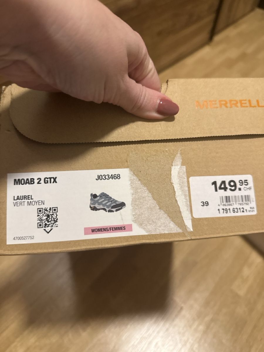 Scarpe da donna: Merrel chaussures  – Usato da Les Acacias venduto da A.cicc 3