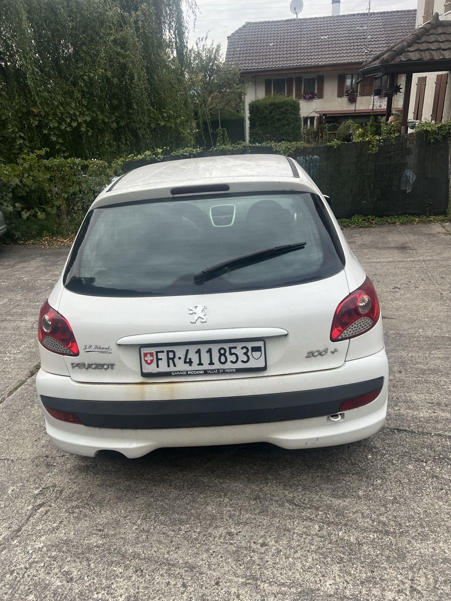 Peugeot Automobili: Peugeut 206+ 1.4  – Usato da Cournillens venduto da gil_v5nb 2