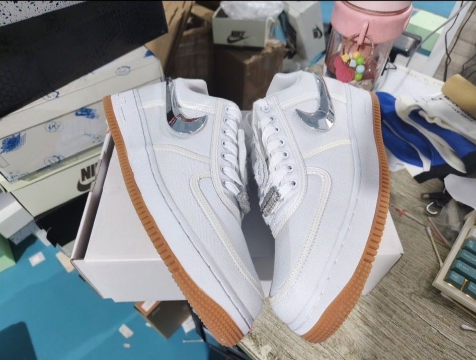 Scott Scarpe da uomo: Travis Scott AF 100 2017 – Nuovo (secondo la descrizione) da Sattel venduto da leo_nl98 1