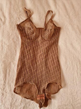 DIOR Intimates Vintage Logo Body size 36D Farbe nude