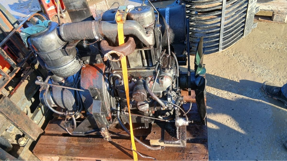 Deutz Motori: Deutz Motor 2 Zylinder – Usato da Niederbipp venduto da baggerch 1