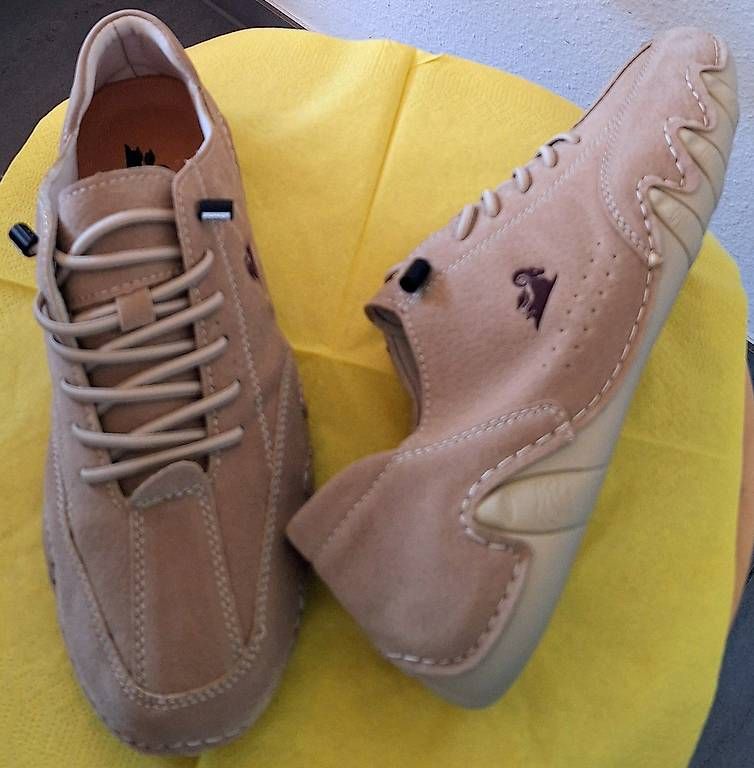 Scarpe da donna: Damenschuhe, 1 Paar gemütliche Slipper..... – Usato da Reinach BL venduto da kri_v5yj