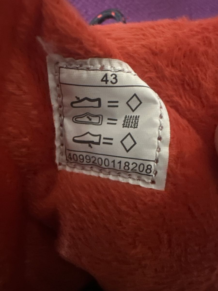 Scarpe da uomo: Arbeits- , Wanderschuhe, Grösse 43, neuwertig! – Nuovo (secondo la descrizione) da Bettlach venduto da Kkalena 2