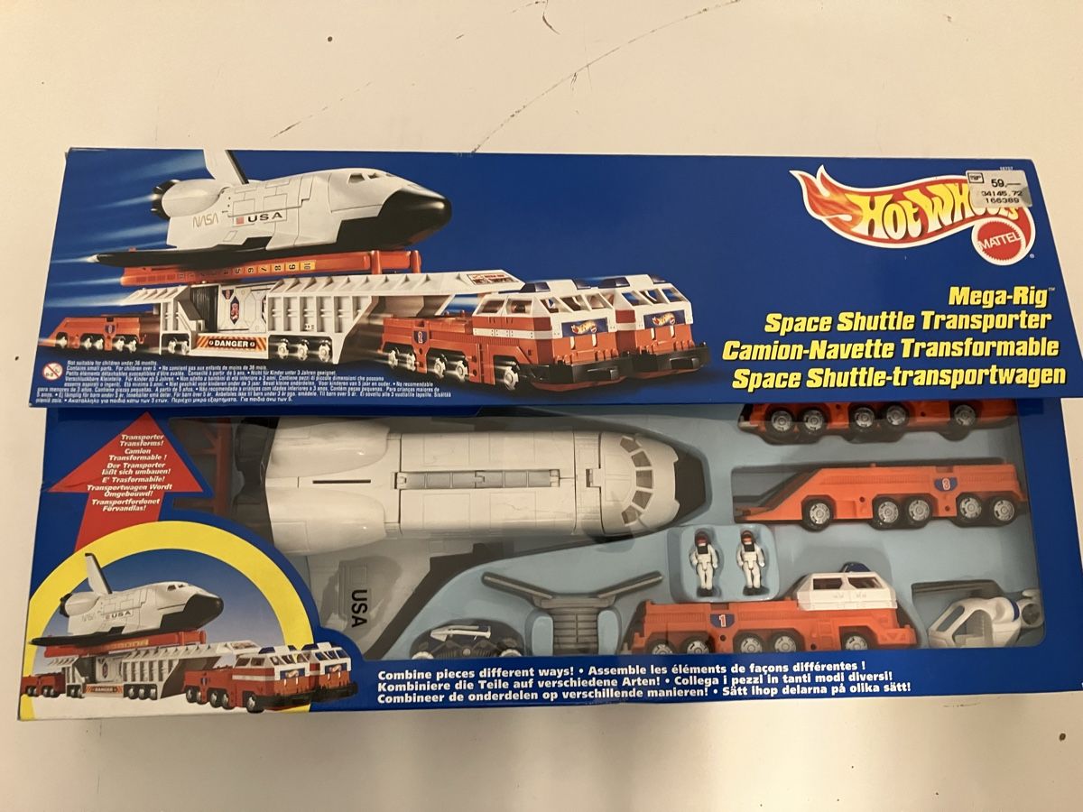 Hot Wheels Modellini d'auto: Hot wheels Spaceshuttle Set von Mattel – Nuovo e nell'imballaggio originale da Lausen venduto da pipo4415 1