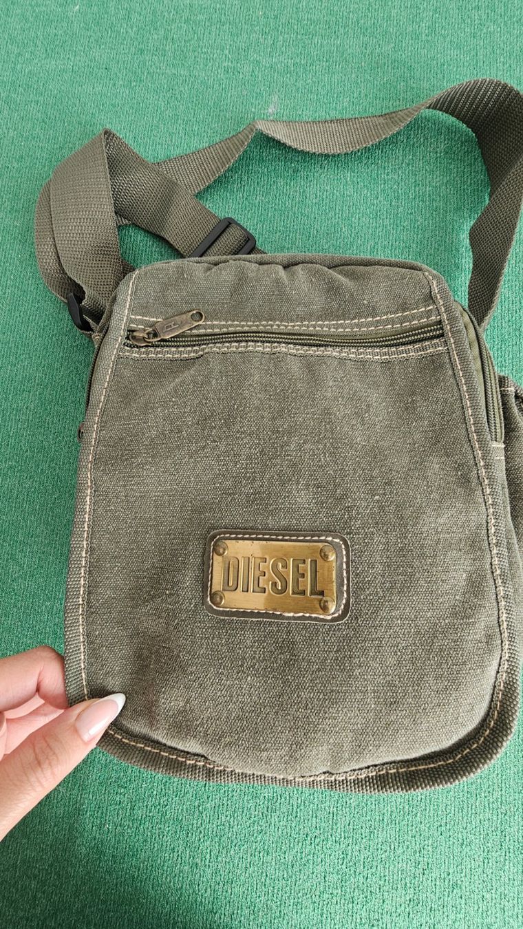 Diesel Borse: *DIESEL * Umhängetasche – Usato da Bronschhofen venduto da Xena37 6
