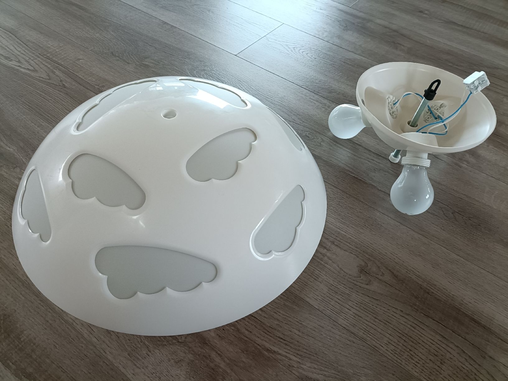 Ikea Lustres & lampes de plafonds: IKEA Lampe Skojig – D'occasion à Lampenberg par Marcotin01