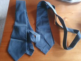 2 cravattes armée suisse tenue A