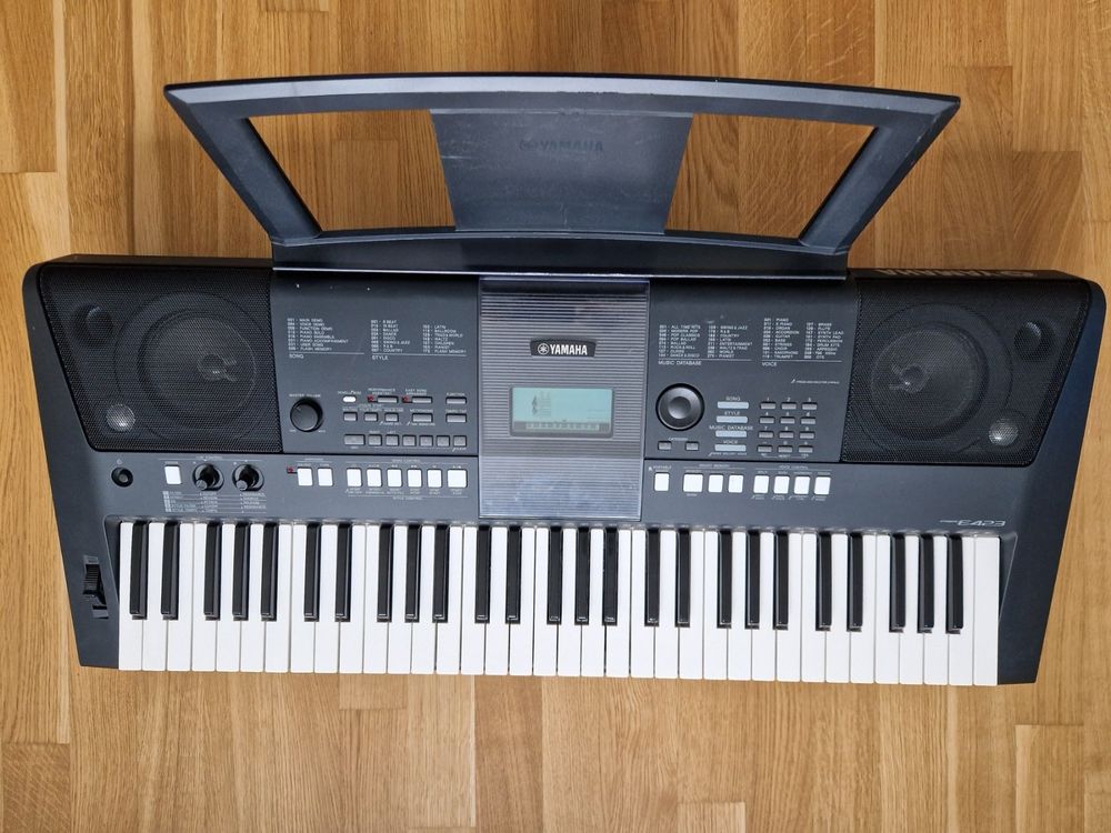 Yamaha Keyboard PSR-E423 (Gebraucht) in Rüti ZH für CHF 50 – mit ...