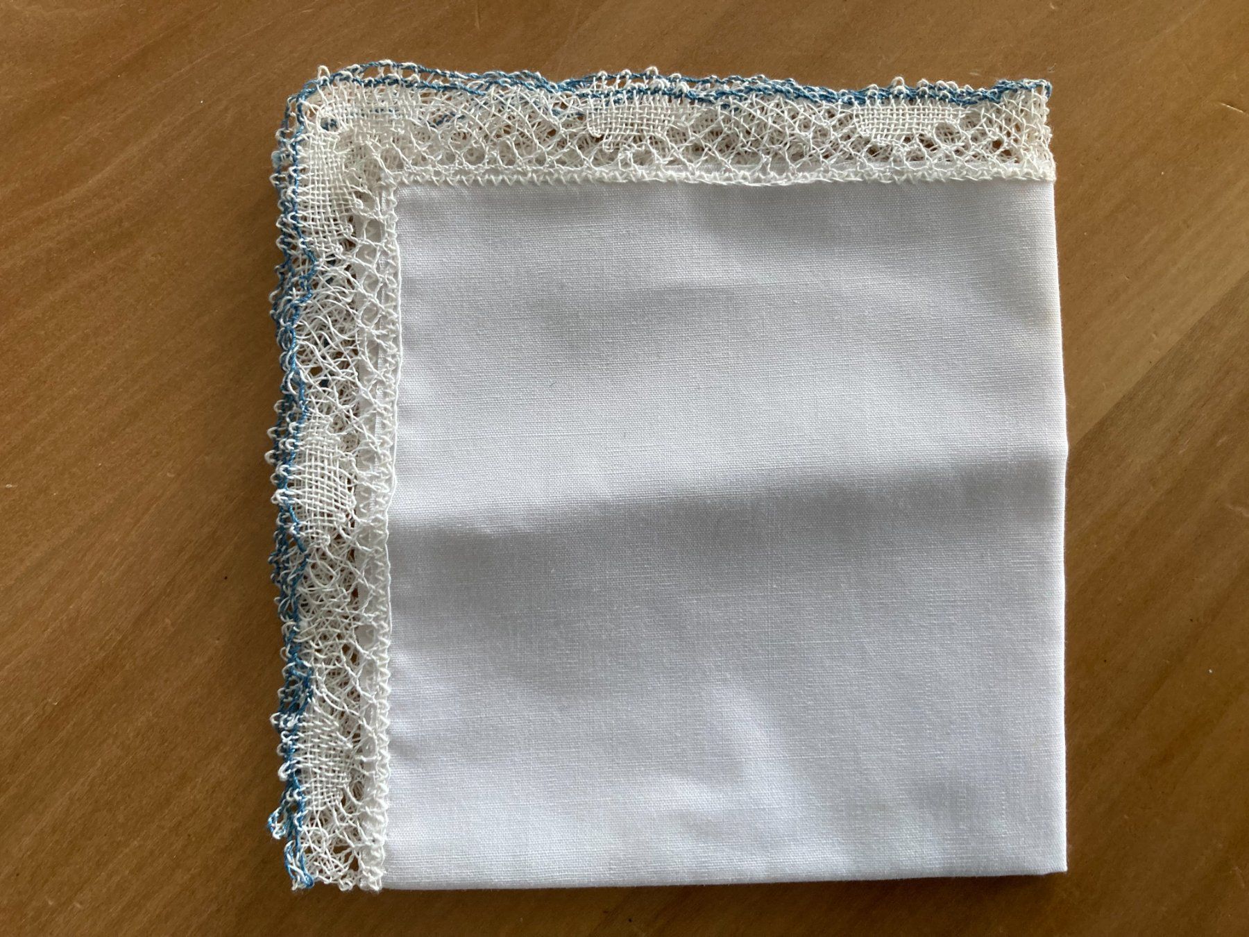 Sonstige Kleidung & Accessoires: Taschentuch  Spitzentaschentuch – Gebraucht aus Subingen von Etageren 2