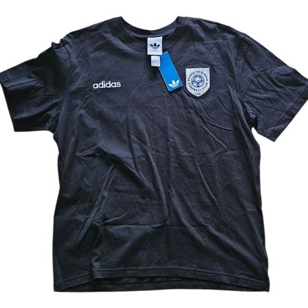 Adidas T-Shirt Fussball Club Grösse L - Neu mit Etikett