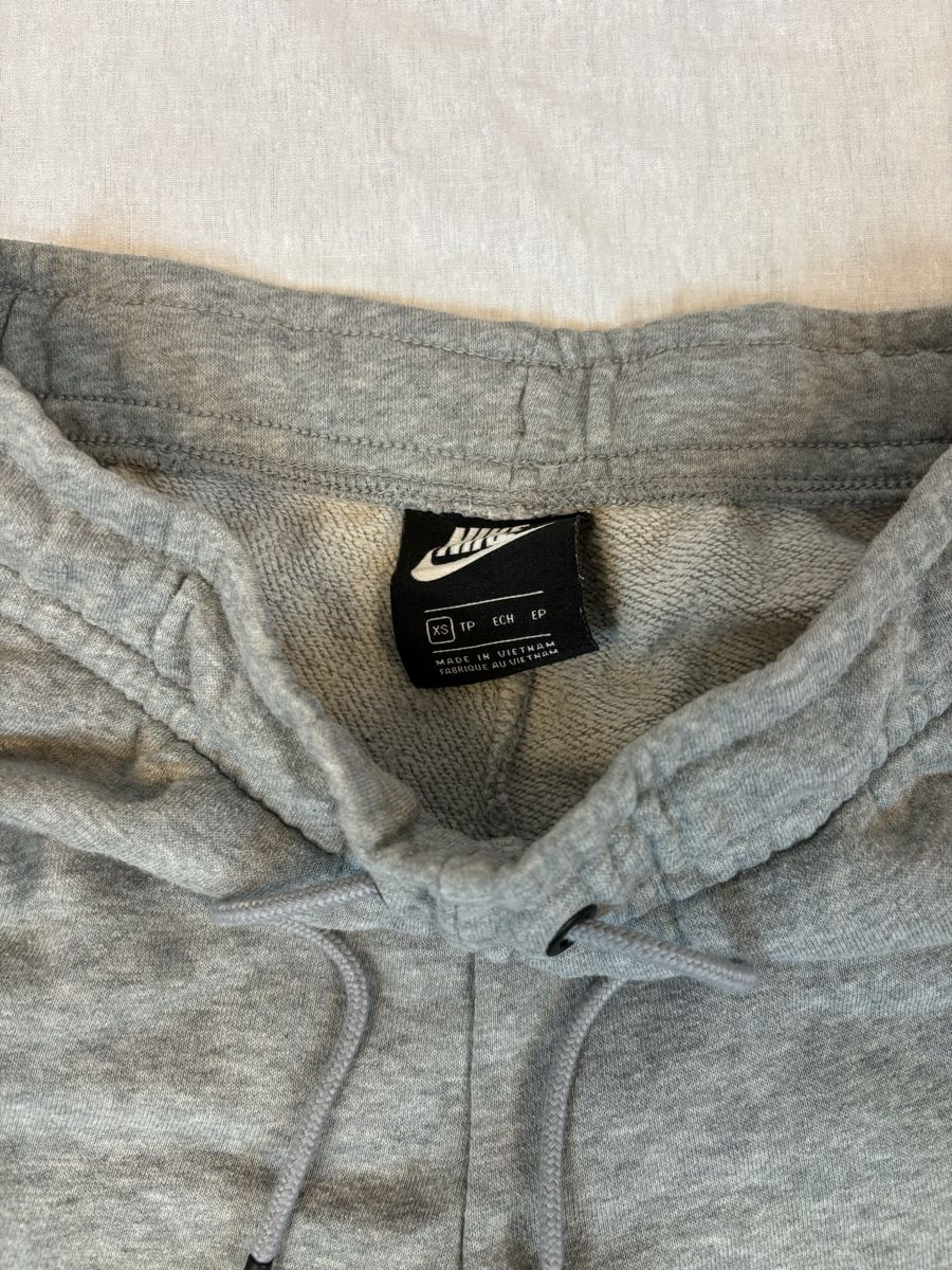 Nike Pantaloni: Nike Trainerhose – Nuovo (secondo la descrizione) da Lindau venduto da KT_Vintage 4