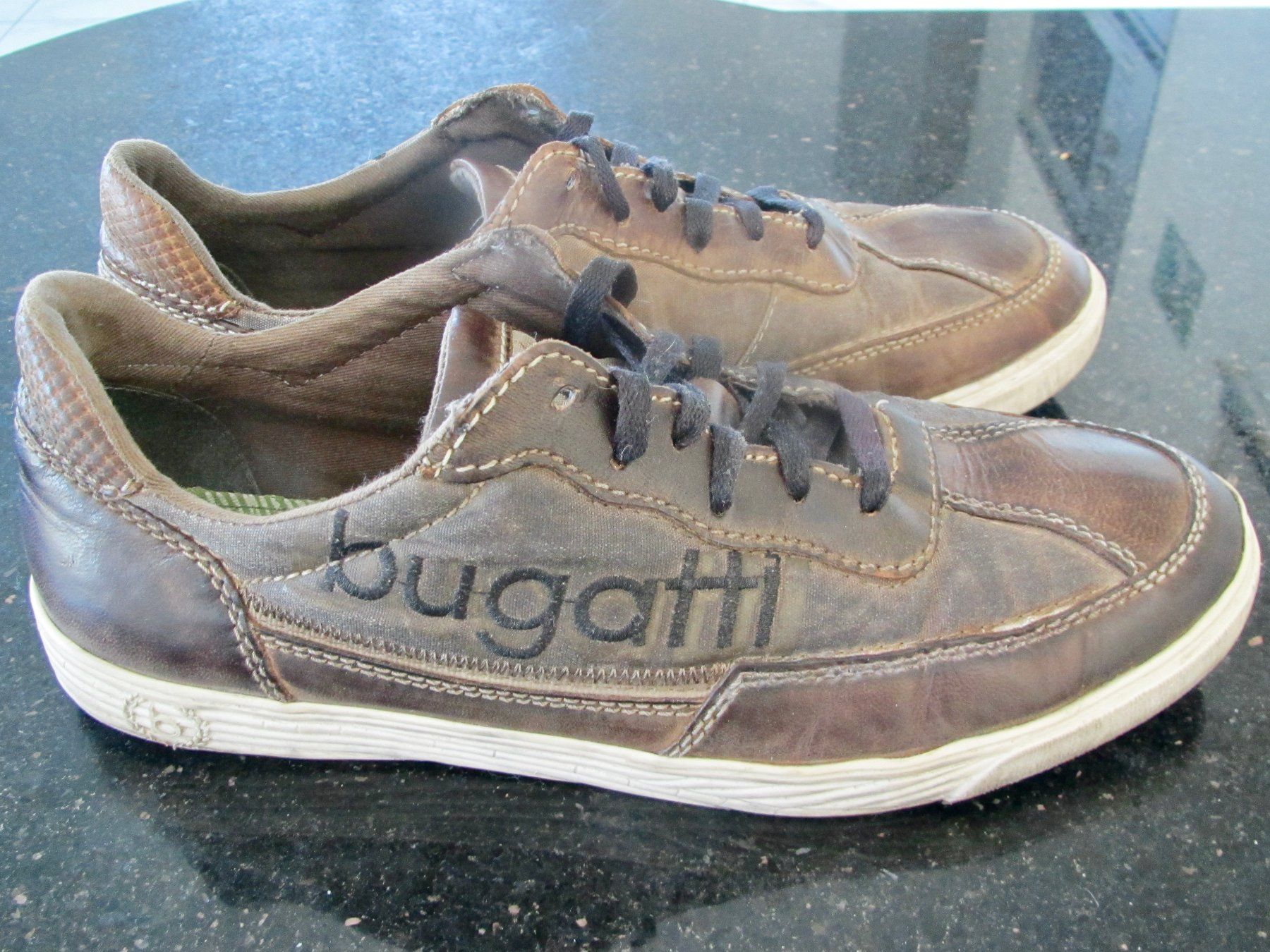 Bugatti Scarpe da uomo: CHAUSSURES BUGATTI  42   N' 37 – Usato da Murten venduto da Selliot 1