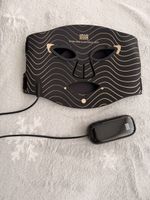 Inia Glow 2 Led Light Therapy Mask