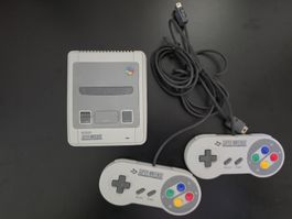 Super Nintendo Mini Konsole mit 2 Controllern 