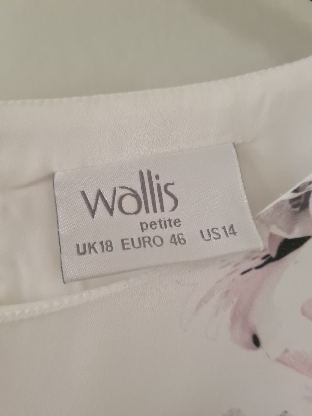 Camicette: Bluse mit wunderschönem floralen Muster von Wallis Gr. 46 – Usato da Zürich venduto da nel_k752 1