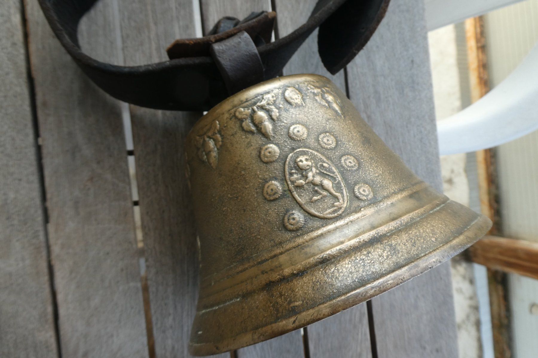 Campanacci mucche: Cloche Schopfer – Usato da Fontaines NE venduto da monloisir 2