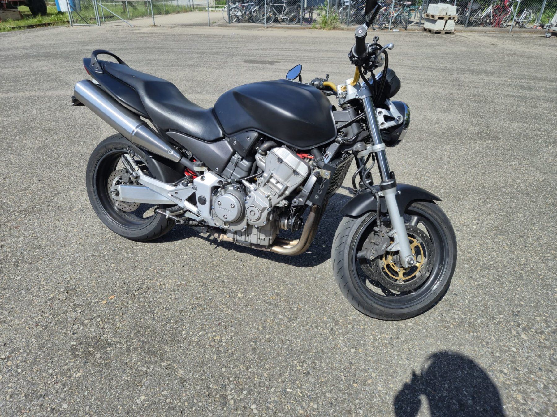Honda Strada: Honda CB 900F Hornet – Usato da Winterthur venduto da Aimit