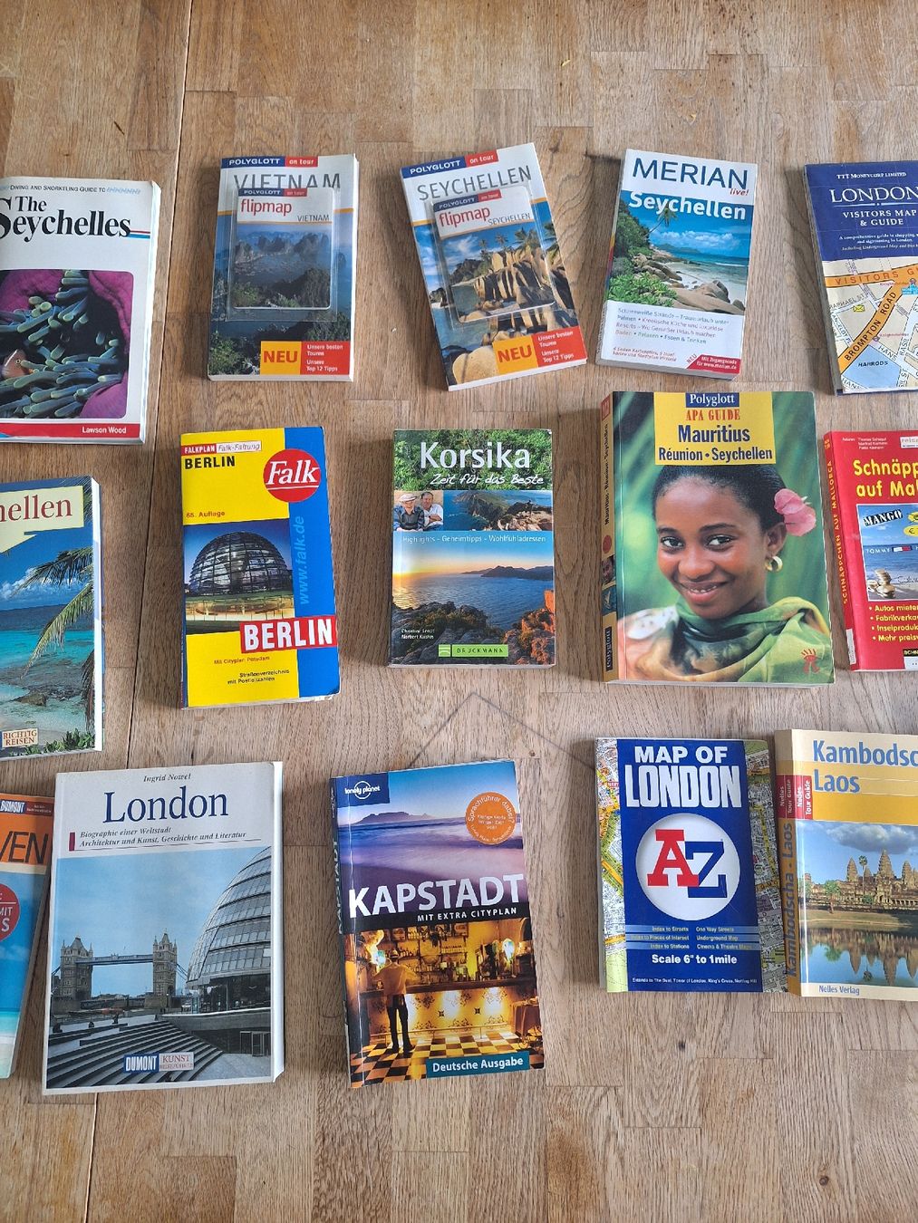 Bücher: Diverse Reiseführer – Gebraucht aus Ipsach von nik_6hkj 2