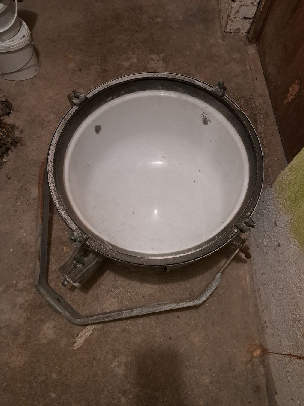 Lampade: BAG Turnplatz Flutlichtlampe – Usato da bad zurzach venduto da jue_5xhl
