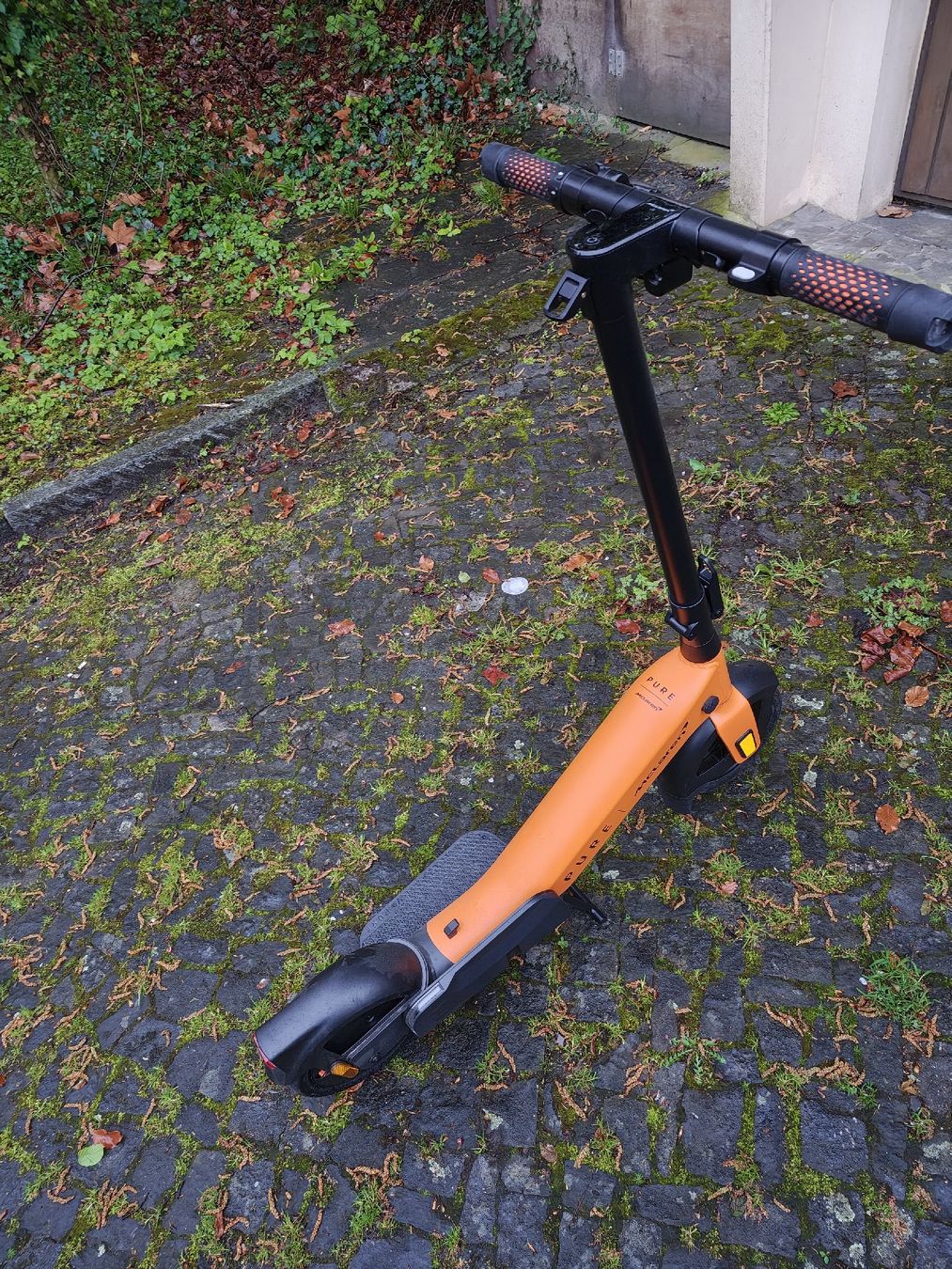 Veicoli elettrici: McLaren x Puré E Scooter Papaya – Nuovo (secondo la descrizione) da Basel venduto da Mario1123 2