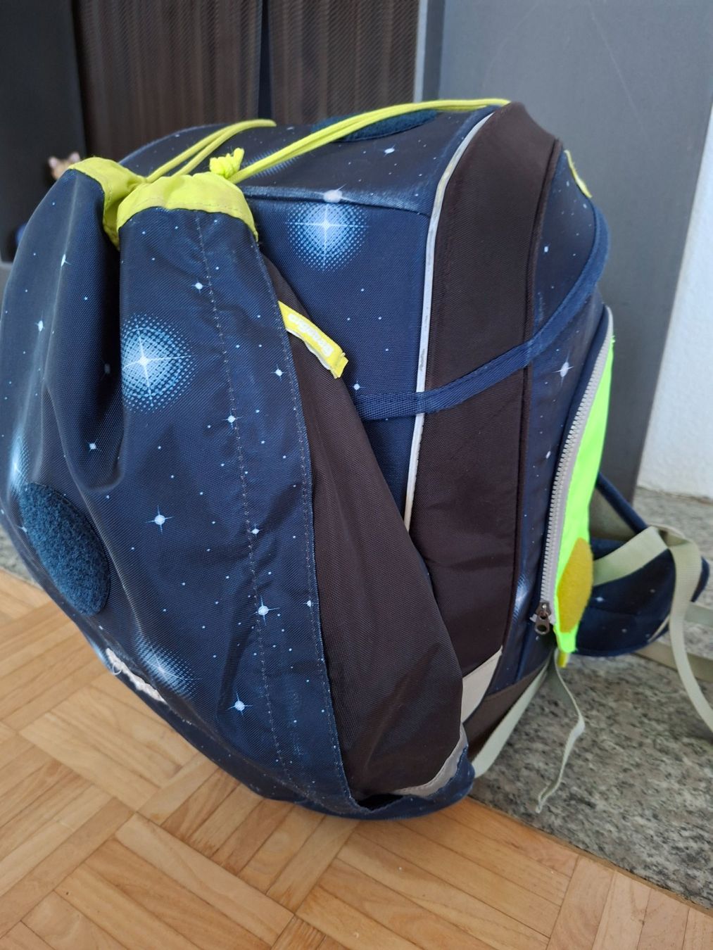 Ergobag Borse & Zaini: Ergobag Schulrucksack Weltall – Usato da Neftenbach venduto da mab_yjb2