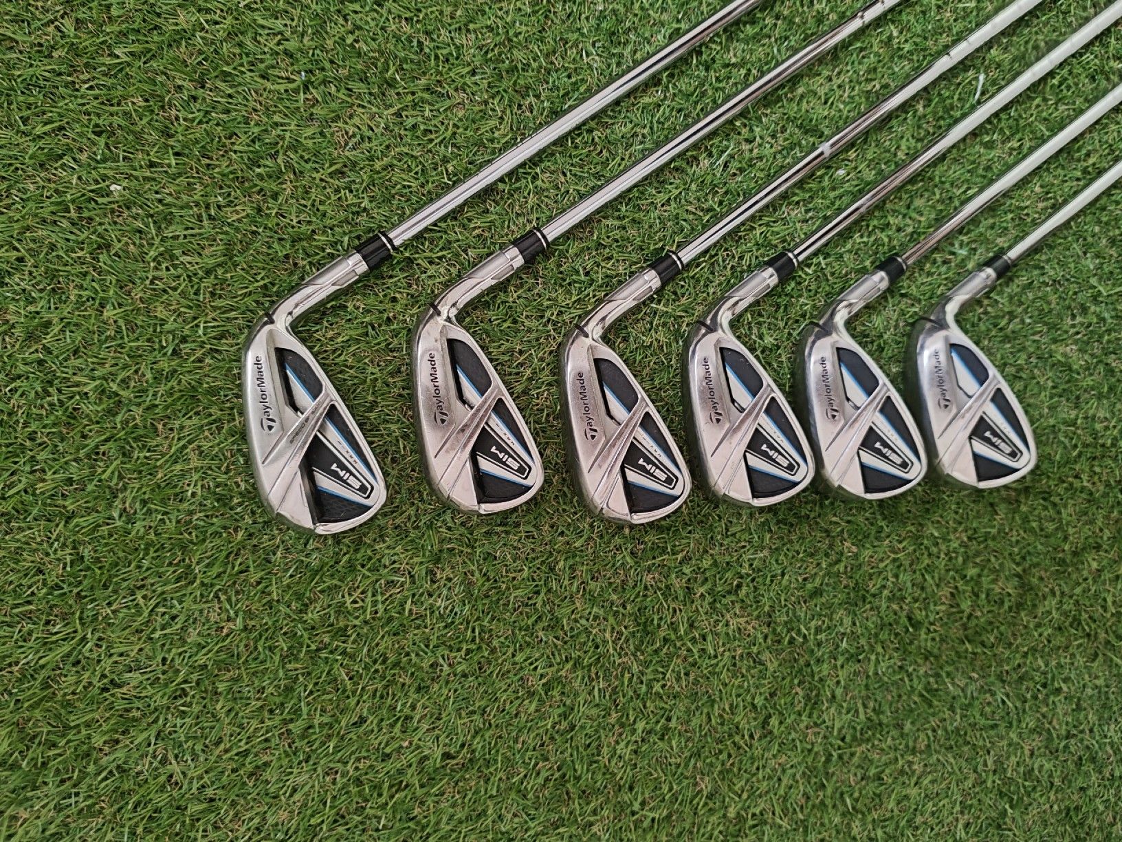 Taylor Made Clubs & Sets: TaylorMade SIM MAX Eisen 5-PW, Stahlschaft KBS MAX 85 Stiff – D'occasion à Uerikon par Chreggus_Golfshop 1