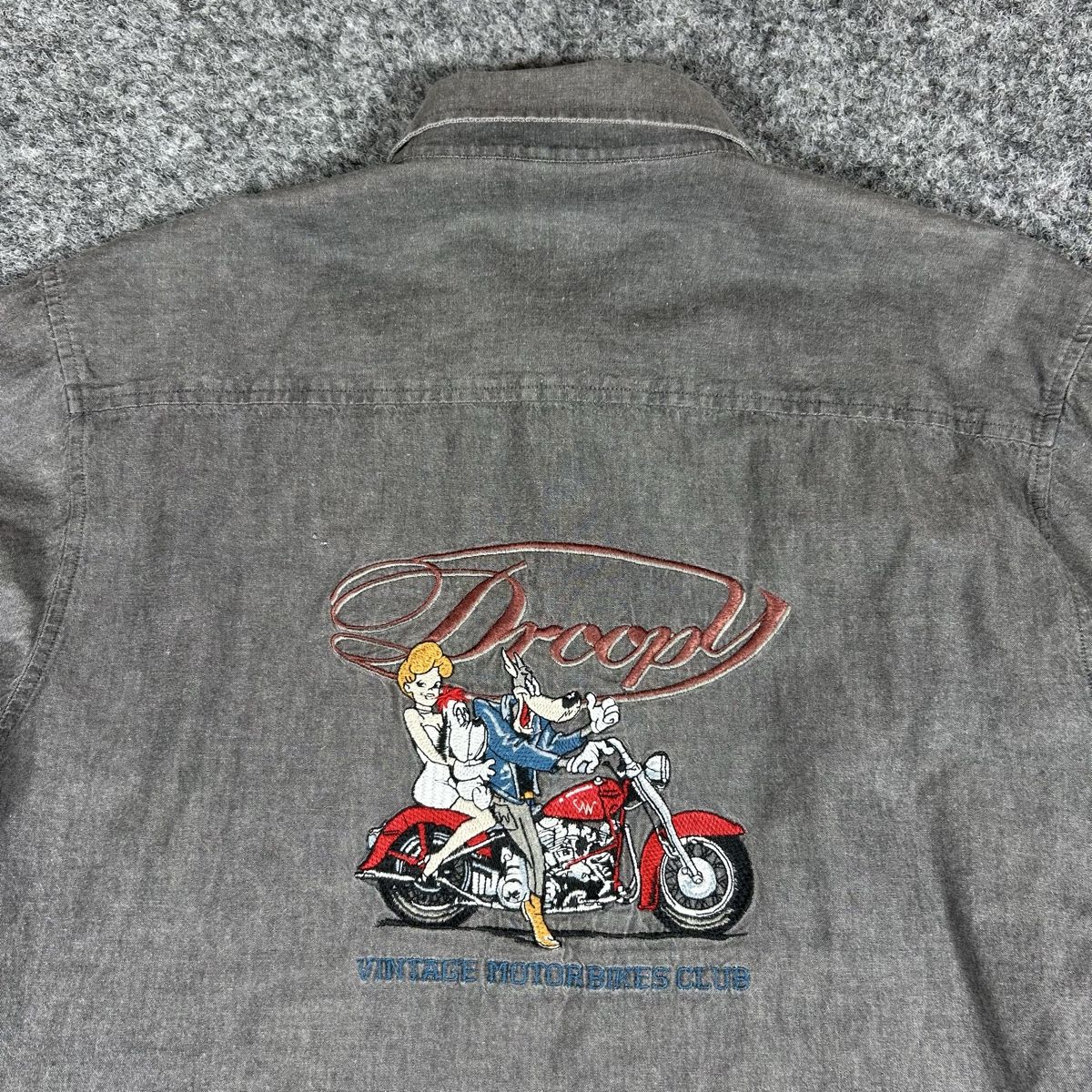 Camicie: vintage Cartoon  – Usato da La Sagne NE venduto da Matlasape 1