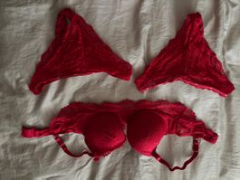 Rotes Spitzen-Set BH und Slip Gr. S 2x getragen 85B