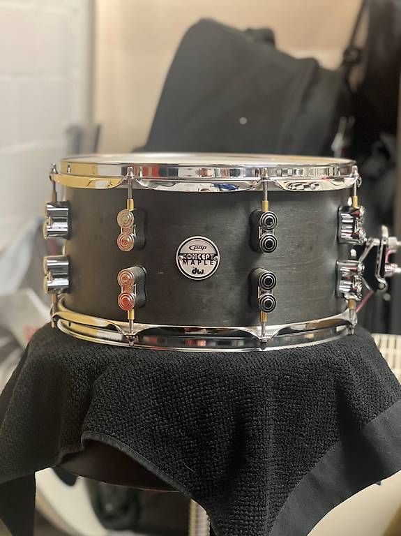 DW Strumenti musicali: DW PDP 13"x07" Black Wax Snare – Usato da Pfäffikon ZH venduto da Daniel_Pink
