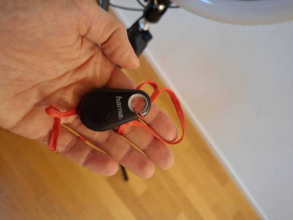 Hama Treppiedi & Teste: Handystativ mit Ringlicht – Usato da Düdingen venduto da ram_9wsp 3