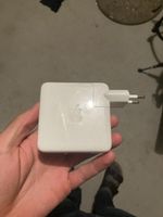 Apple Macbook USB-C Netzteil Ladegerät 61W