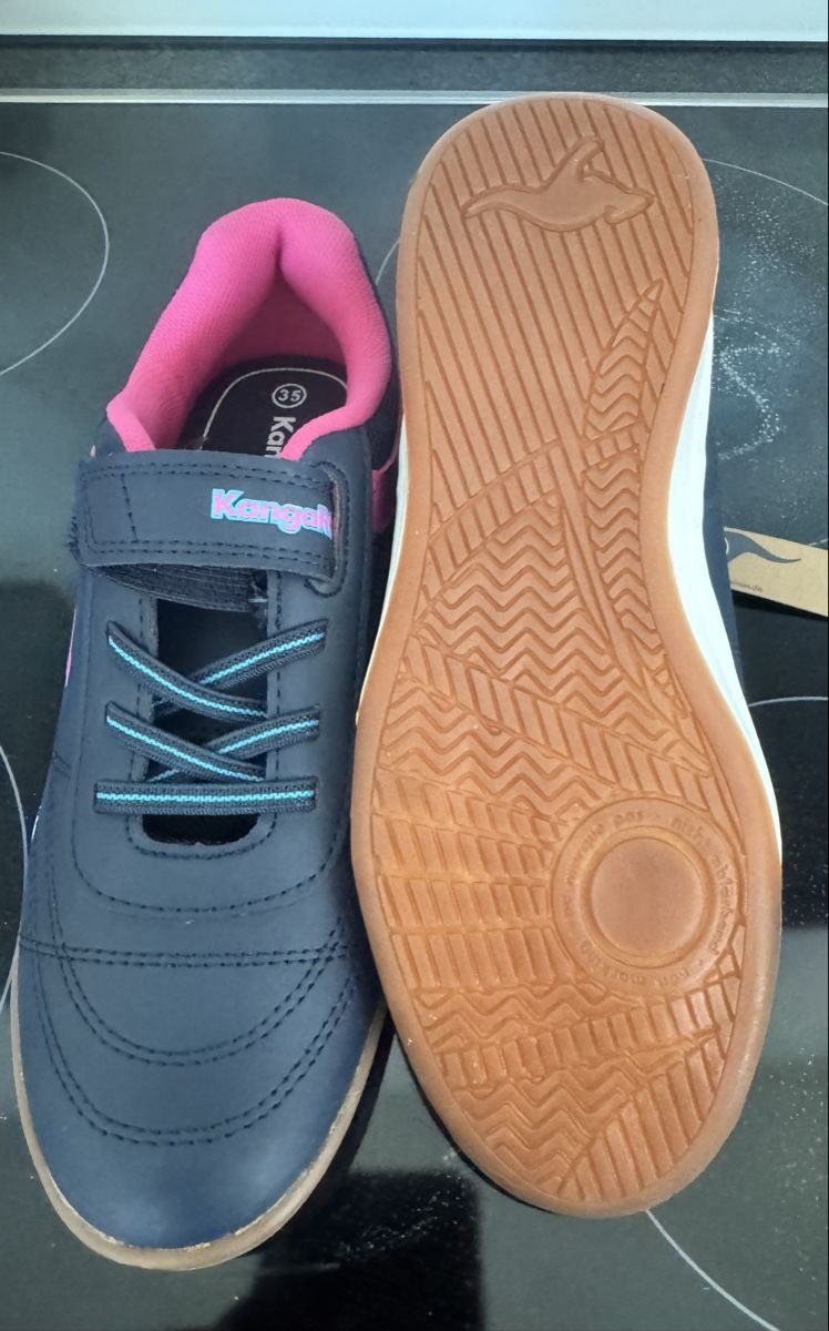 Scarpe per ragazze: Hallenschuh 35 – Nuovo (secondo la descrizione) da Schlieren venduto da Fam.Baumi 1