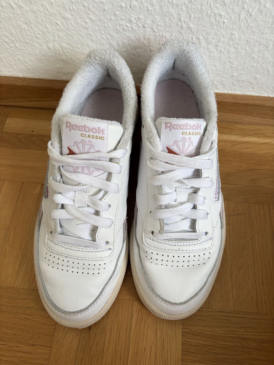 Damenschuhe: Reebok Classic – Gebraucht aus Zürich von ste_28gp