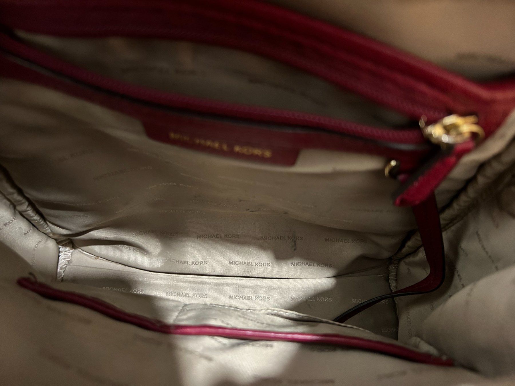 Michael Kors Zaini: Michael Kors Rucksack Red – Usato da Itingen venduto da bra_c7hw 2