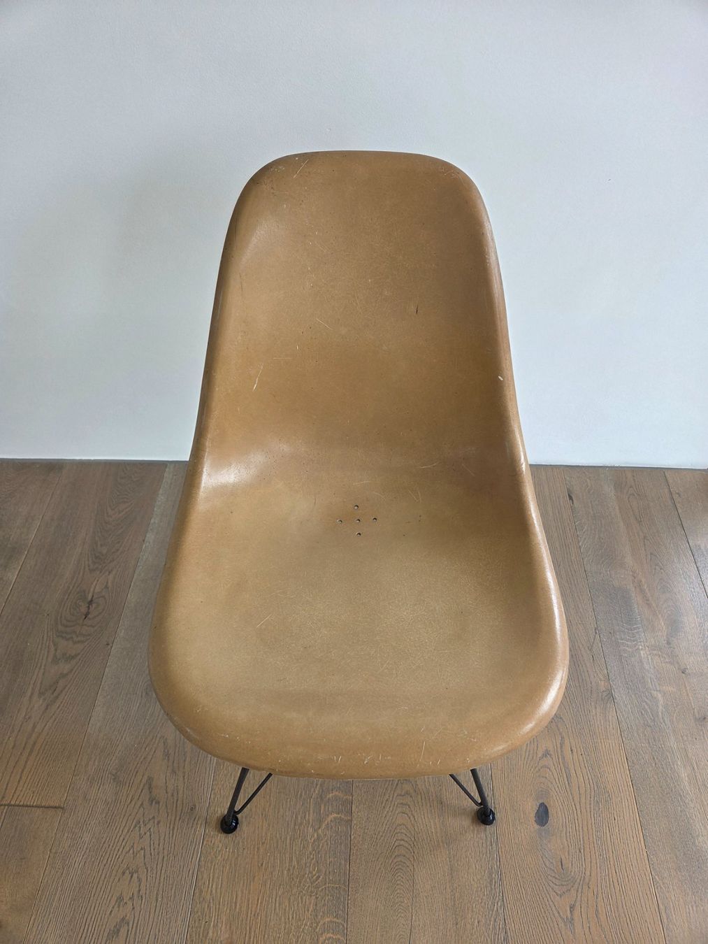 Vitra Stühle: Vitra und Eames Chair – Gebraucht aus Zürich von PeterPanama 1