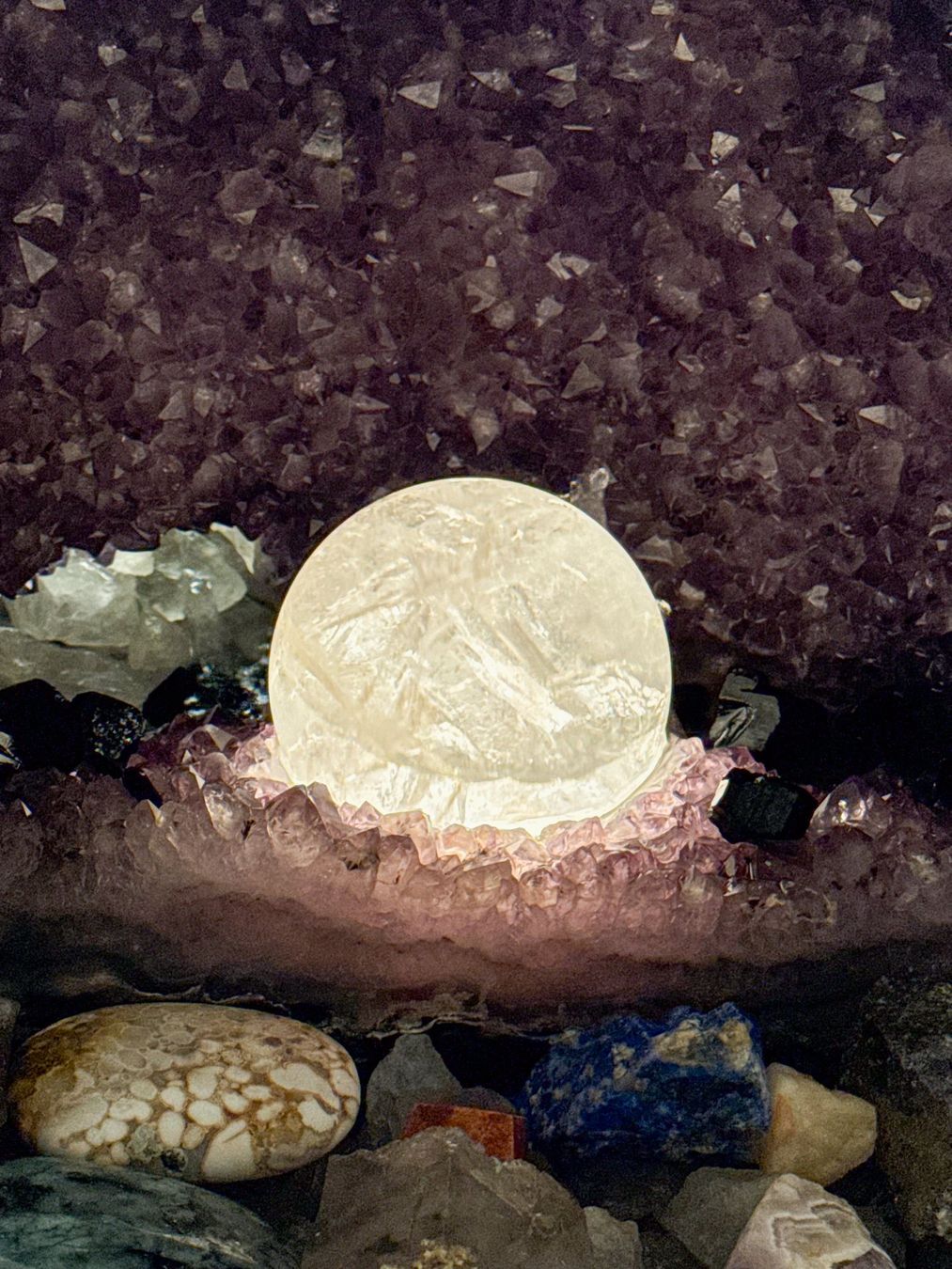 Stagni & Fontane ornamentali: Grosser Amethyst Drusen Brunnen – Usato da Stein AG venduto da choroazon 8