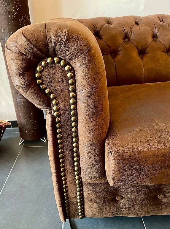 Divani: 3-Sitzer Chesterfield Sofa aus Microfaser – Usato da Bibern SO venduto da LL_Cowgirls 3