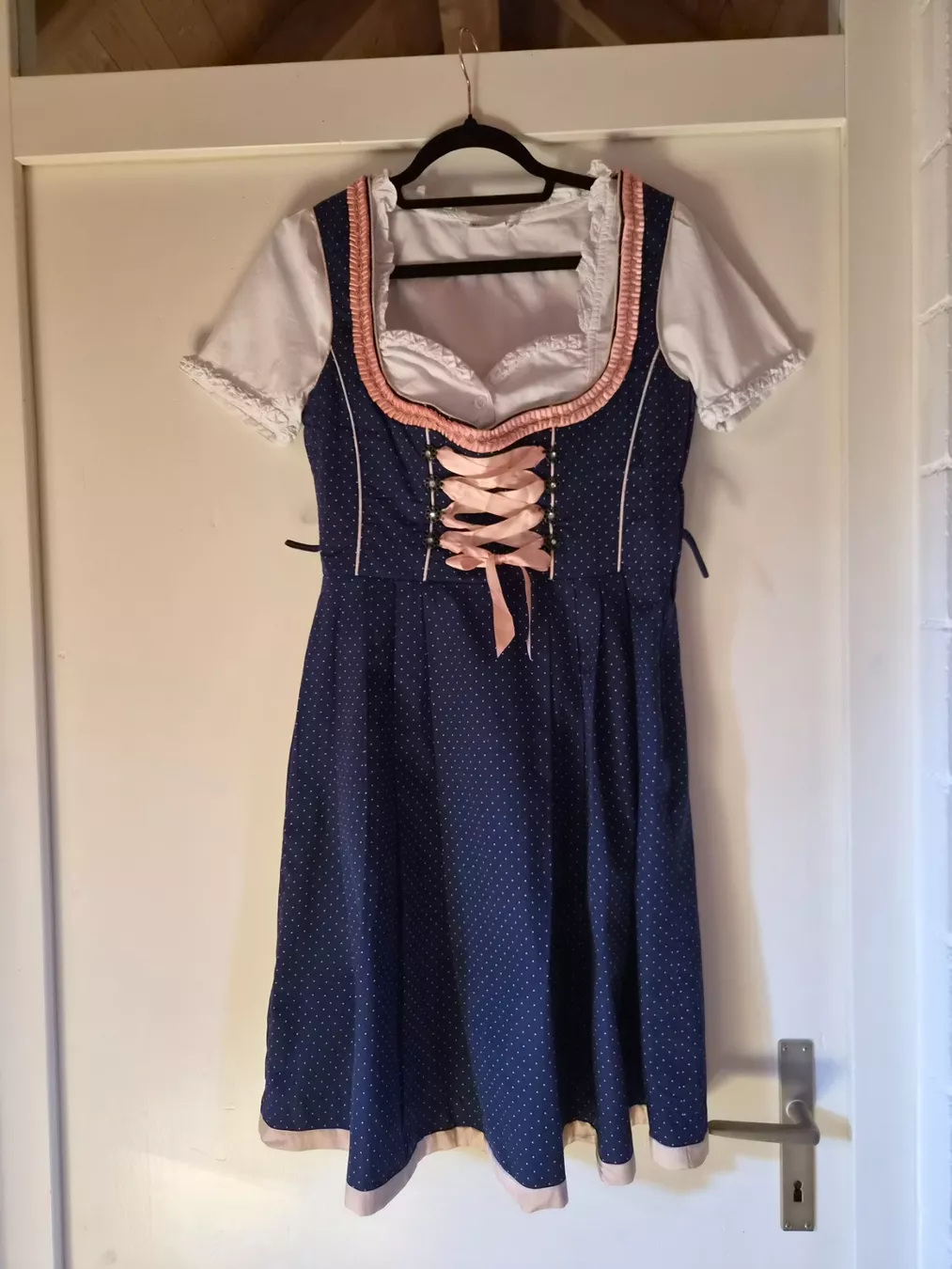 Vestiti: Dirndl von MarJo – Usato da Herrliberg venduto da hae_ym7p 1