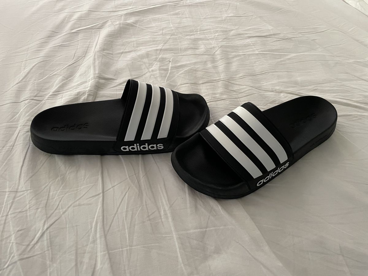 Adidas Chaussures hommes: Adidas Finken Gr. 42 – Neuf (Voir description) à Sursee par Schriftgestalter 1