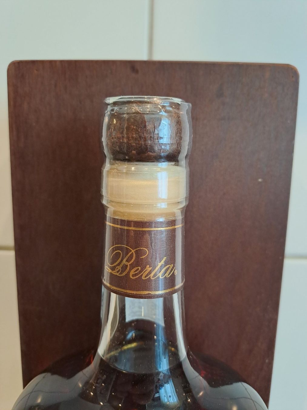 Berta Bevande alcoliche: Berta Grappa Roccanivo 2001 mit OHK – Nuovo e nell'imballaggio originale da Elsau venduto da Kellerraeumung 5