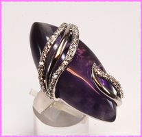Wow, grosser Ring mit echtem Amethyst Stein