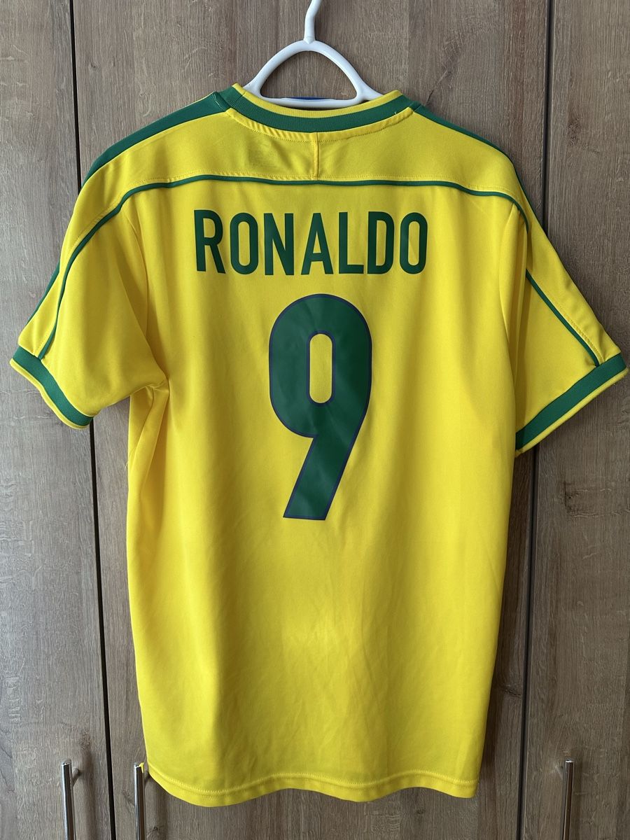 Nike Maillots de corps & Pantalons: Brasilien Trikot Ronaldo 9 – D'occasion à Langendorf par leonardoobas 1